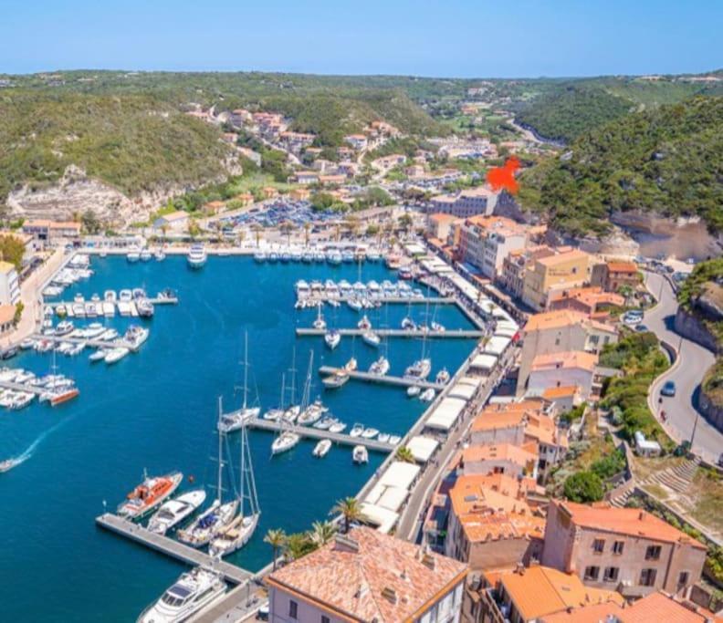 Апартаменти Bonifacio* Боніфачо Екстер'єр фото